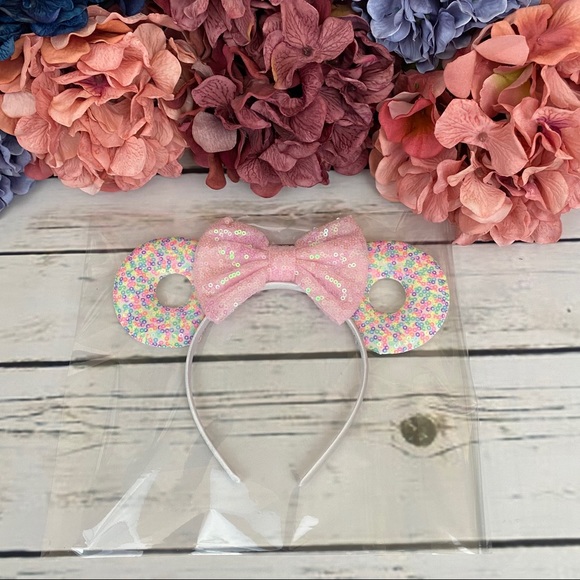 Minnie Mouse Sequin Sprinkle Donut Headband w/ Bow - Picture 10 of 11